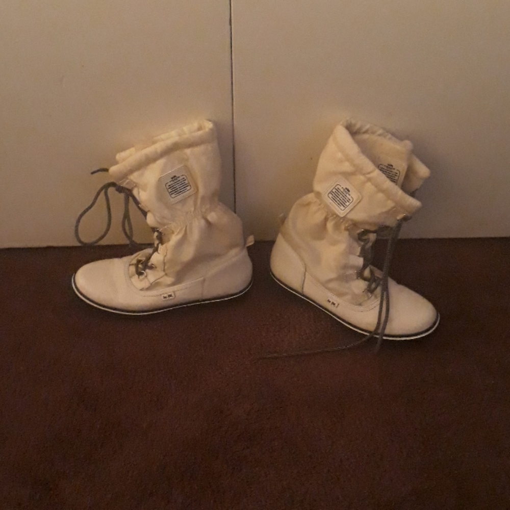Coach boots